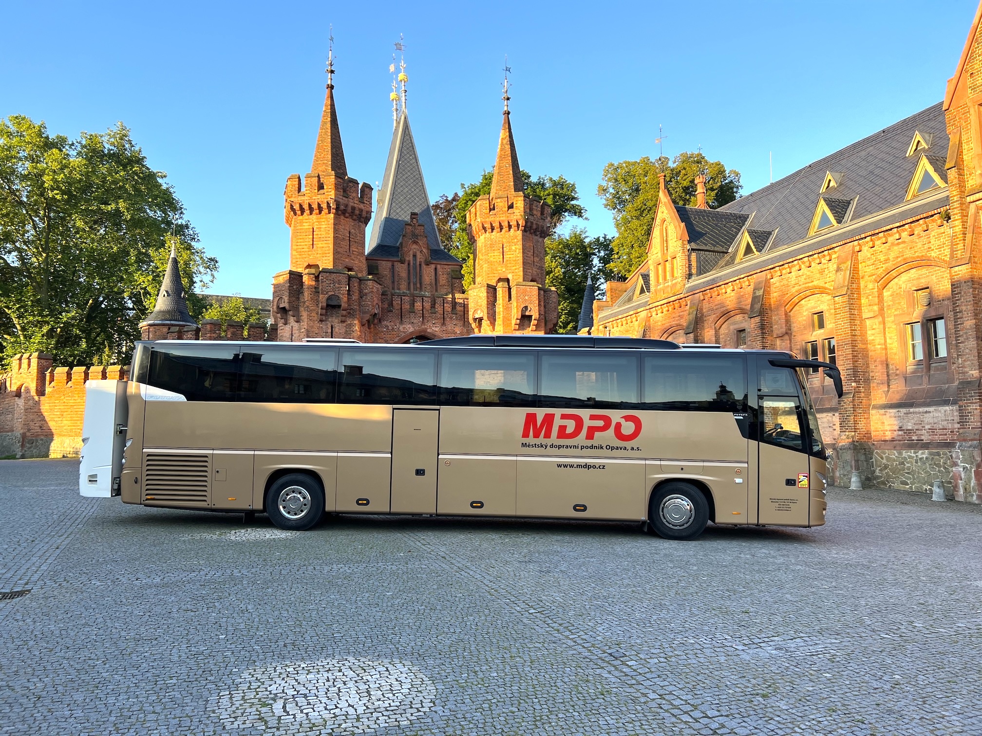 zájezdový autobus